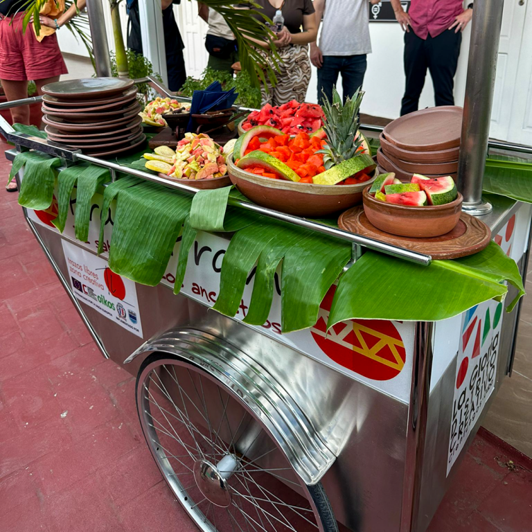 Decorative Food Cart by a Cuban Private Business